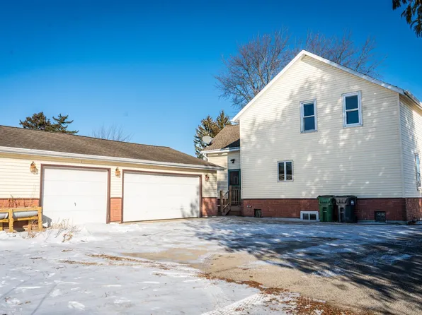 115 S 6th St, Reedsville, WI 54230
