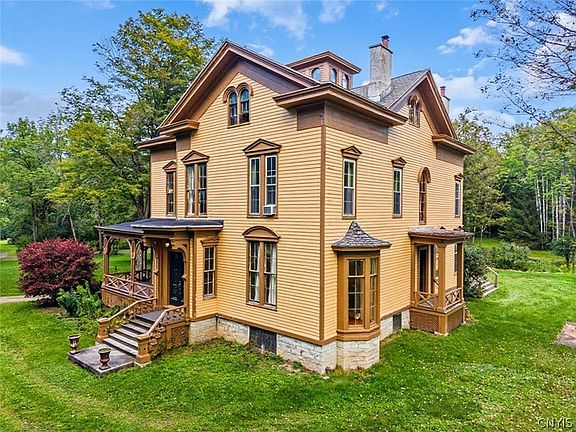 3rd image of 6002 Wiremill Pl