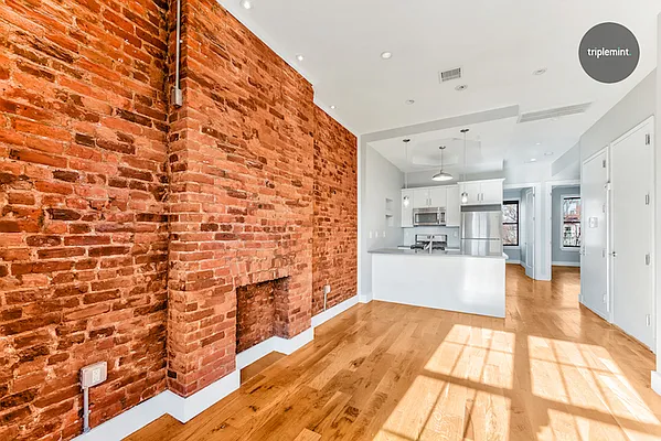 Rented by Triplemint | media 12