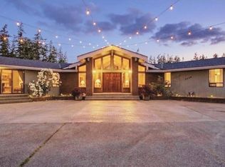 2259 Happy Valley Rd, Oak Harbor, WA 98277