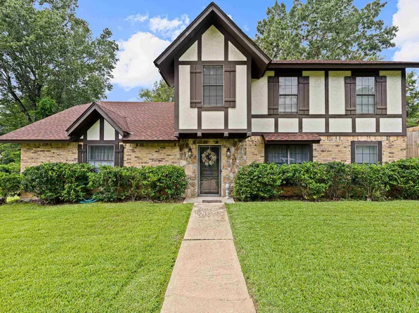 1607 Willow Oak Dr, Longview, TX 75601