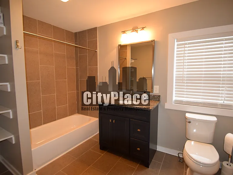 1548 Lexington Ave — Photo 21