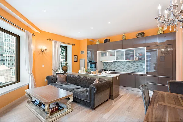 Sold by Douglas Elliman | media 17