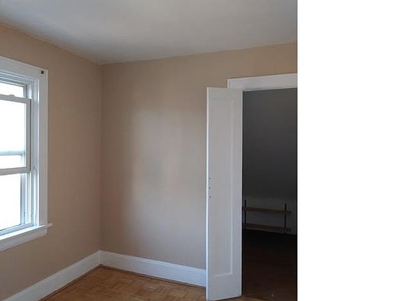 5th image of 1212 Fairbanks Ave