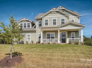 146 Riverstone Dr, Davidson, NC 28036
