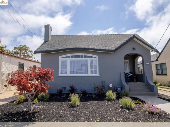654 32nd St, Richmond, CA 94804