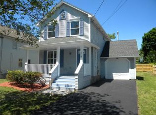 176 Woodbury St, Rochester, NY 14605