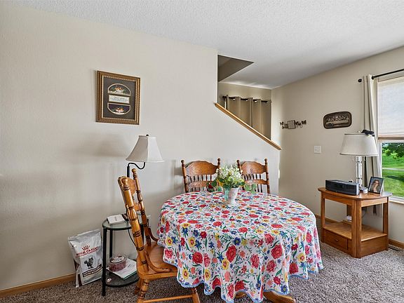 3rd image of 1132 10th Ave NW