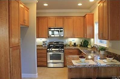 2nd image of 961 Martin Cir