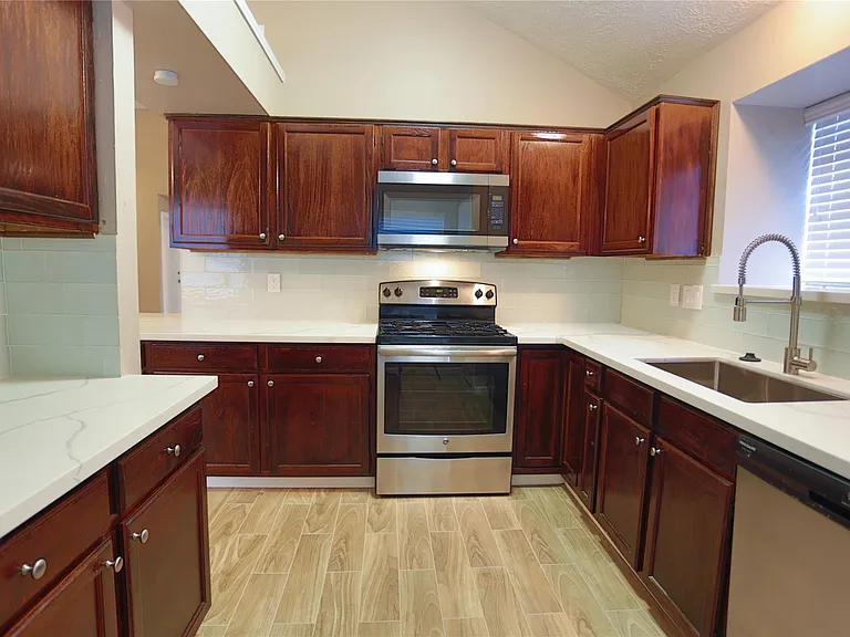 7007 Glen Rosa Dr — Photo 13