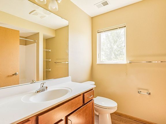 4th image of 14304 Forest Dr #5