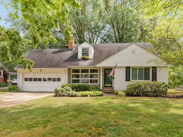 29609 Osborn Rd, Bay Village, OH 44140