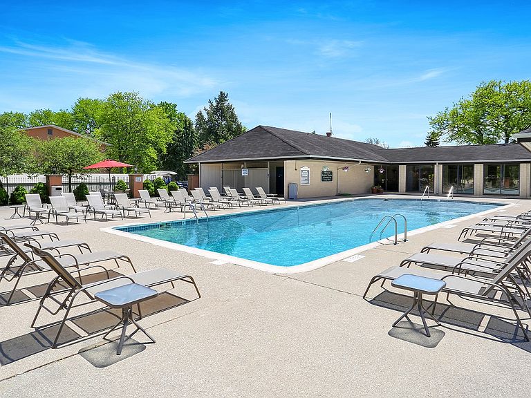 The Waverly on the Lake Apartment Rentals Belleville, MI Zillow