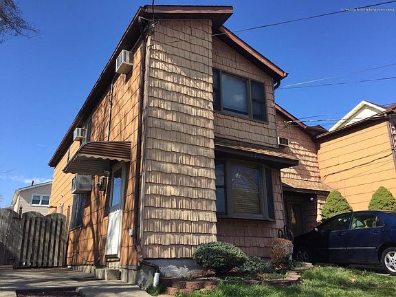 2nd image of 37 Ledyard Pl