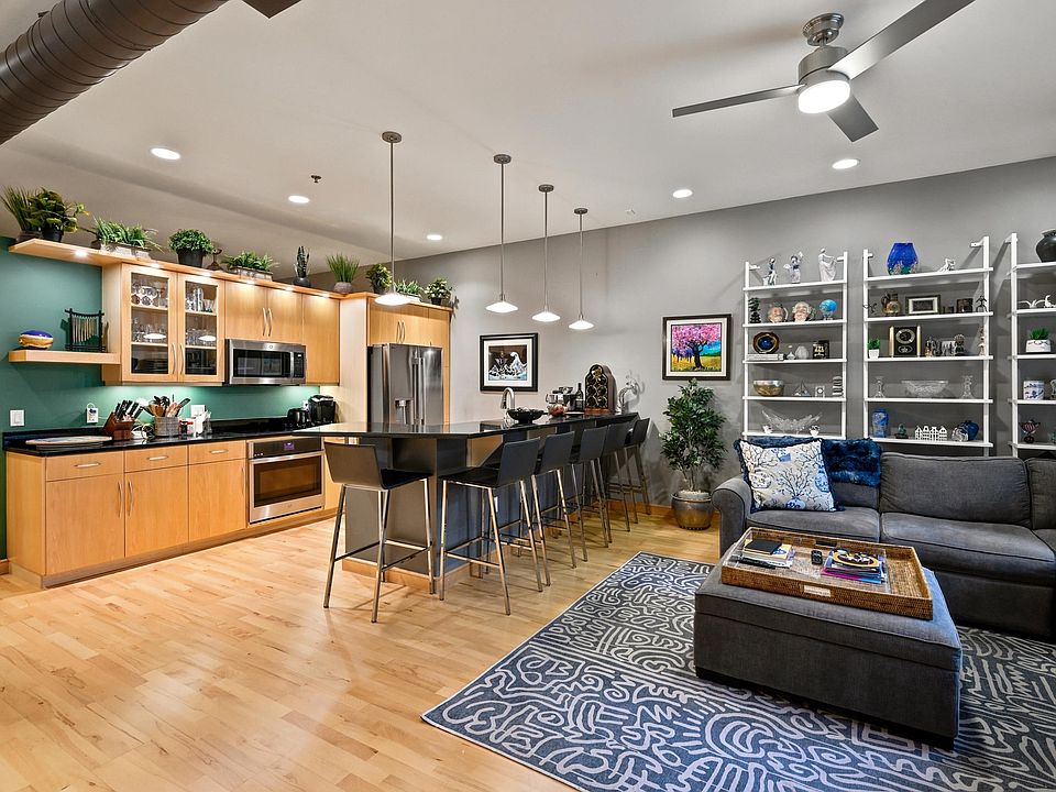 1st image of 615 W Main St APT 208