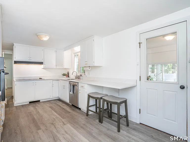 25 Greensview Dr — Photo 9