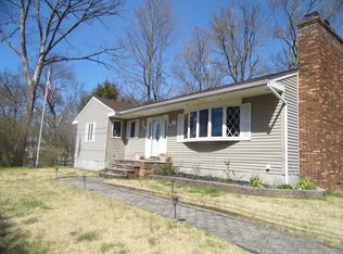 466 Ridge Rd, West Milford, NJ 07480