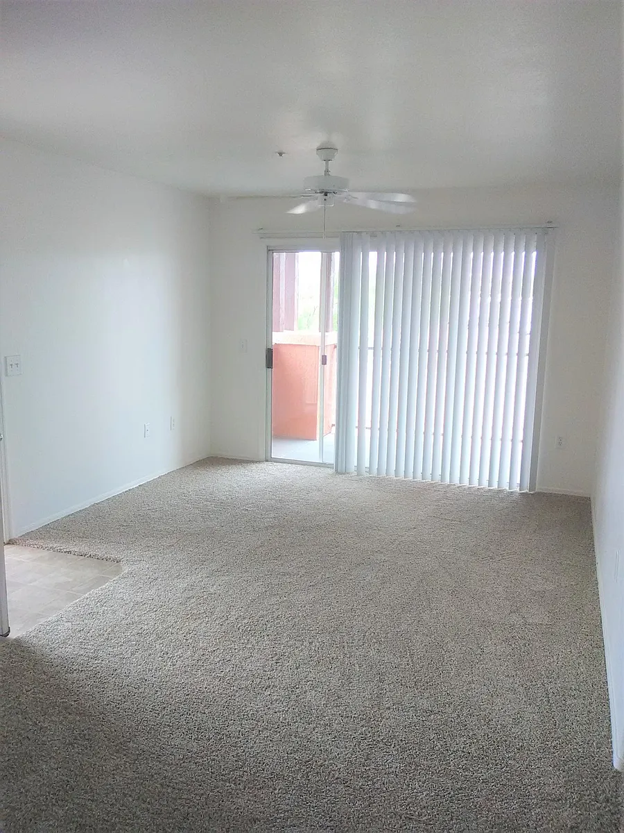 Building Photo - 351 E Pearl St #5101