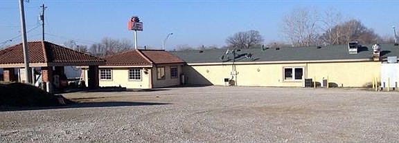 2nd image of 117 S Centennial Blvd