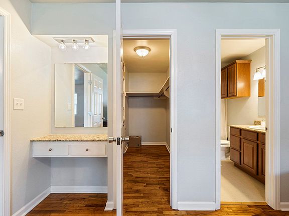 3rd image of 502 W Maple Ave #3A