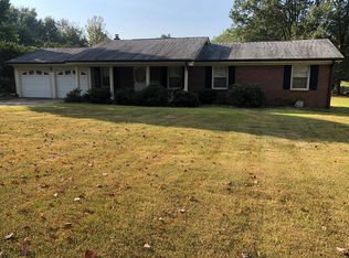 206 Brightwood Rd, Eden, NC 27288