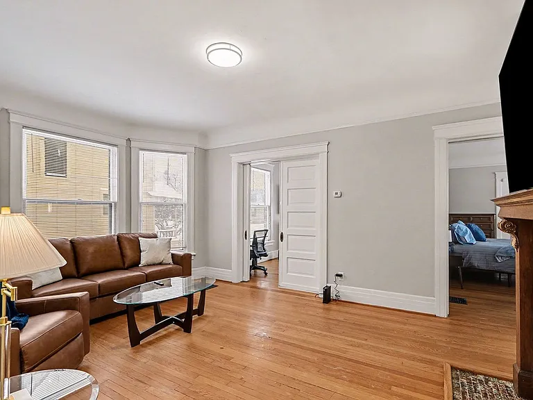 936 W Kalamazoo Ave #1 — Photo 2