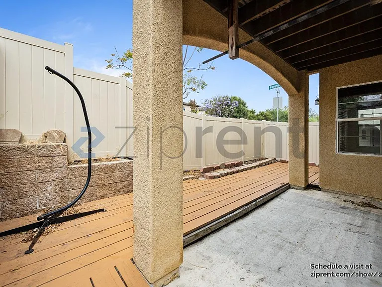 3502 Fuentes Ct — Photo 13