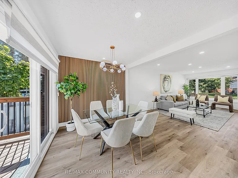 733 Lublin Ave — Photo 4