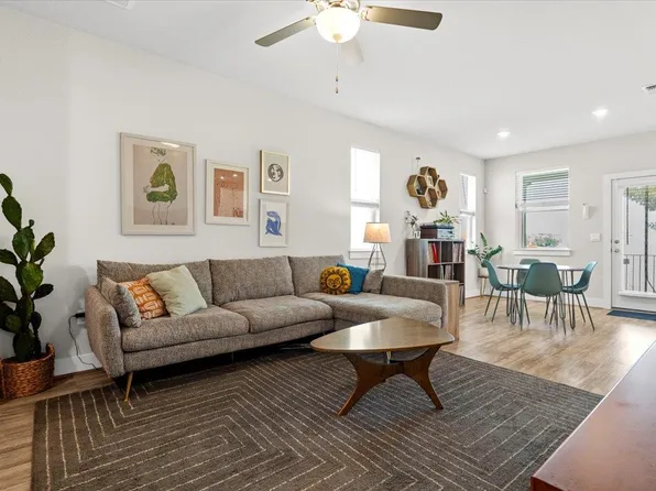 7110 Silver Star Ln, Austin, TX 78744