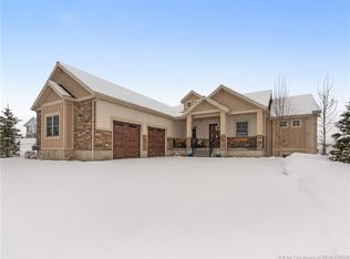 3290 E Lindsay Spring Cir, Heber, UT 84032