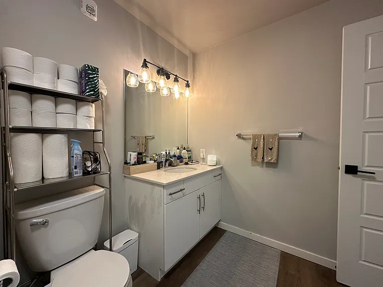 155 Peguis St #415 — Photo 15