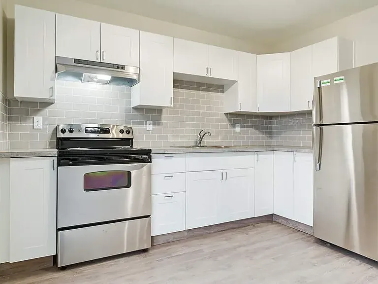 4250 54th Ave #2 — Photo 3