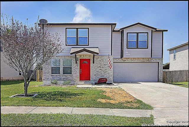 1st image of 663 NW Crossing Dr