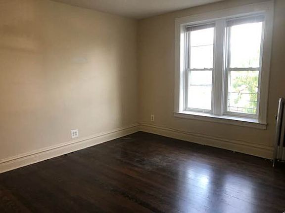 2nd image of 4620 28th Ave APT 1R