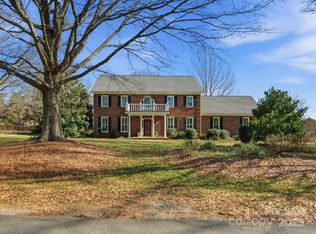 1498 Willow Oaks Trl, Matthews, NC 28104