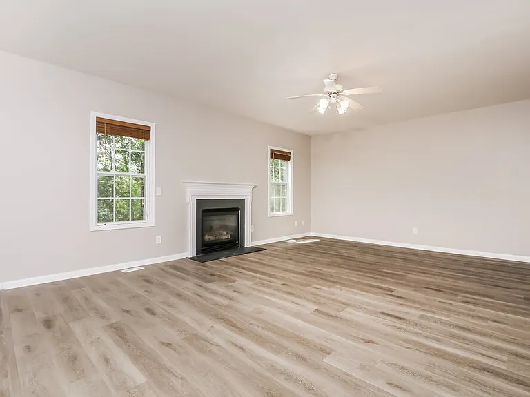 136 Roan Dr — Photo 10