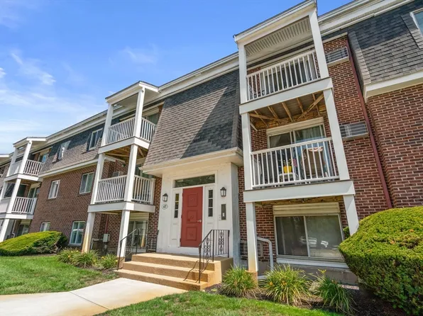 47 Will Dr Unit 114, Canton, MA 02021