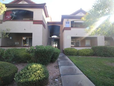 231 W Horizon Ridge Pkwy, Henderson, NV, 89012