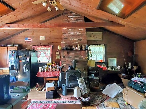 4th image of 71 Turner Road