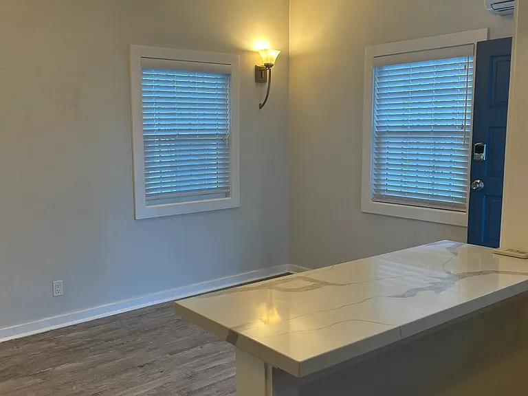 832 Hilldale Ave #1/2 — Photo 11