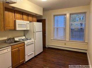 82 Hampshire St #M, Cambridge, MA 02139