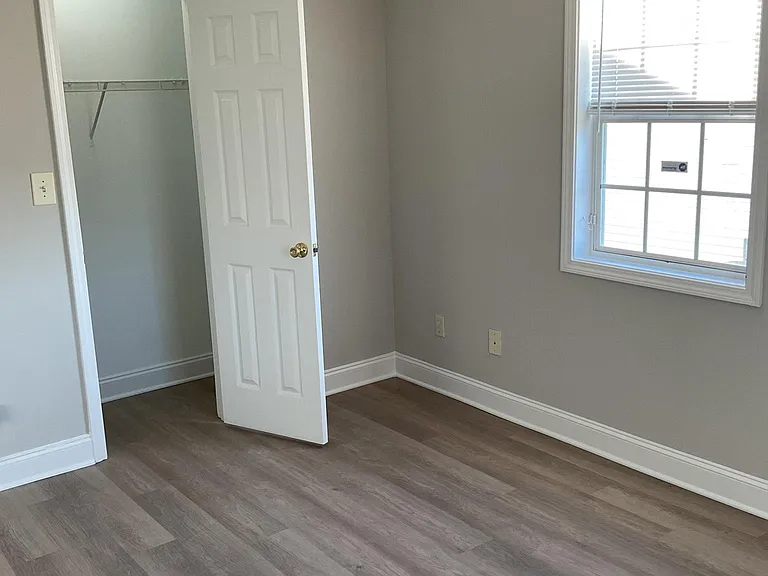 123 Westchester Cir — Photo 30