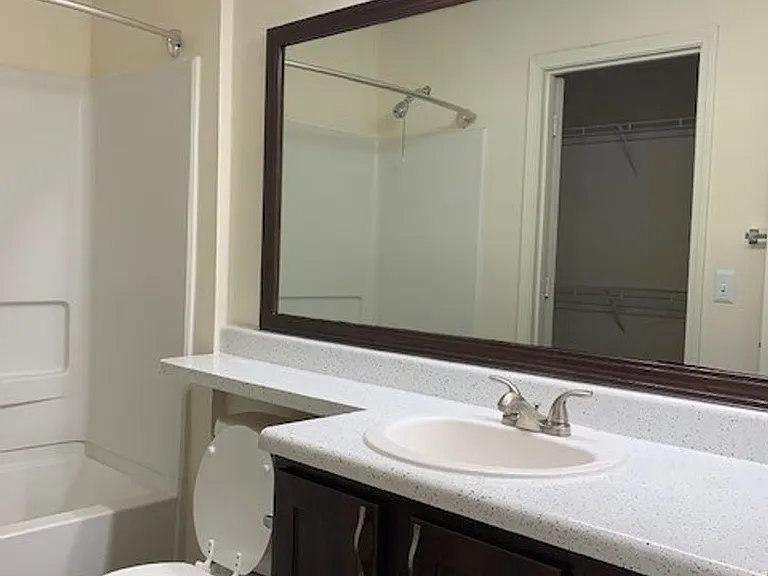 Hamilton at Turman Farms Apartments — Photo 88