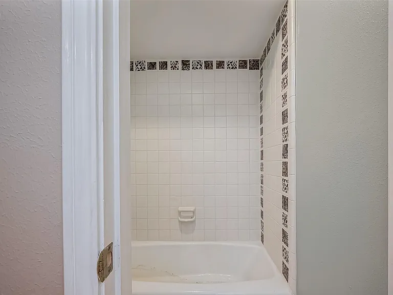 5415 Olympia Fields Ln — Photo 39