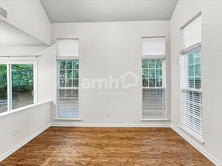 3012 Wyntree Ct — Photo 7