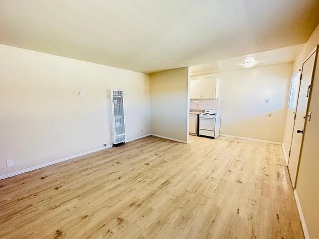 636 S 9th St #8 — Photo 2
