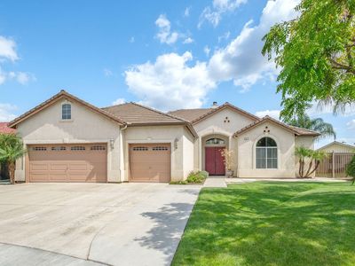 1456 Malsch Strasse, Dinuba, CA, 93618