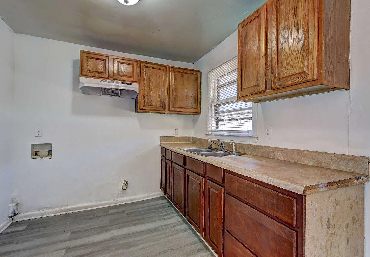 3467 Eisenhower Circle Southeast - 25A — Photo 4