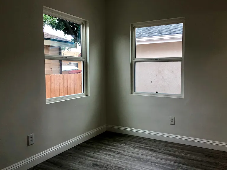 2508 E Inez St #2508 — Photo 2
