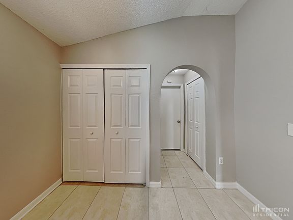4th image of 2925 Elbib Dr
